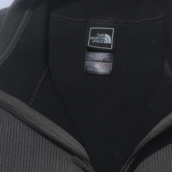 North Face Men's jacket/sweater - size Large - Picture 3 of 5
